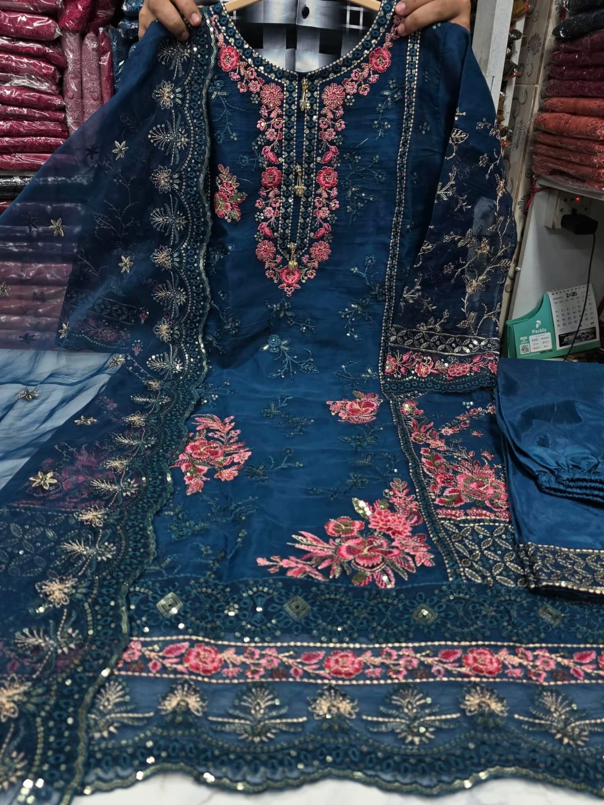 Luxary Pakistani Inspired 3 piece 02
